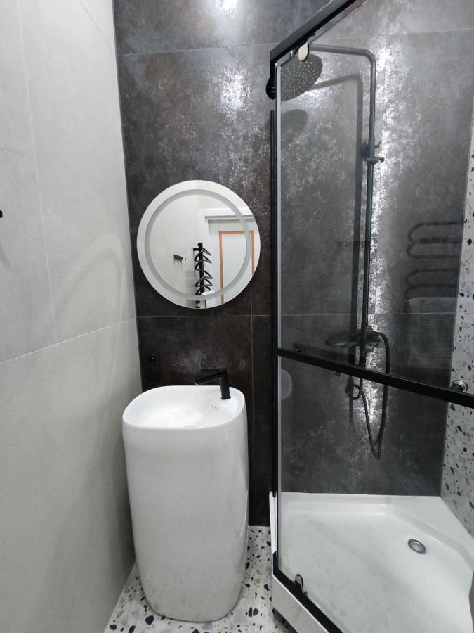 Brativ Rohatynciv 32 Lviv Kültér fotó